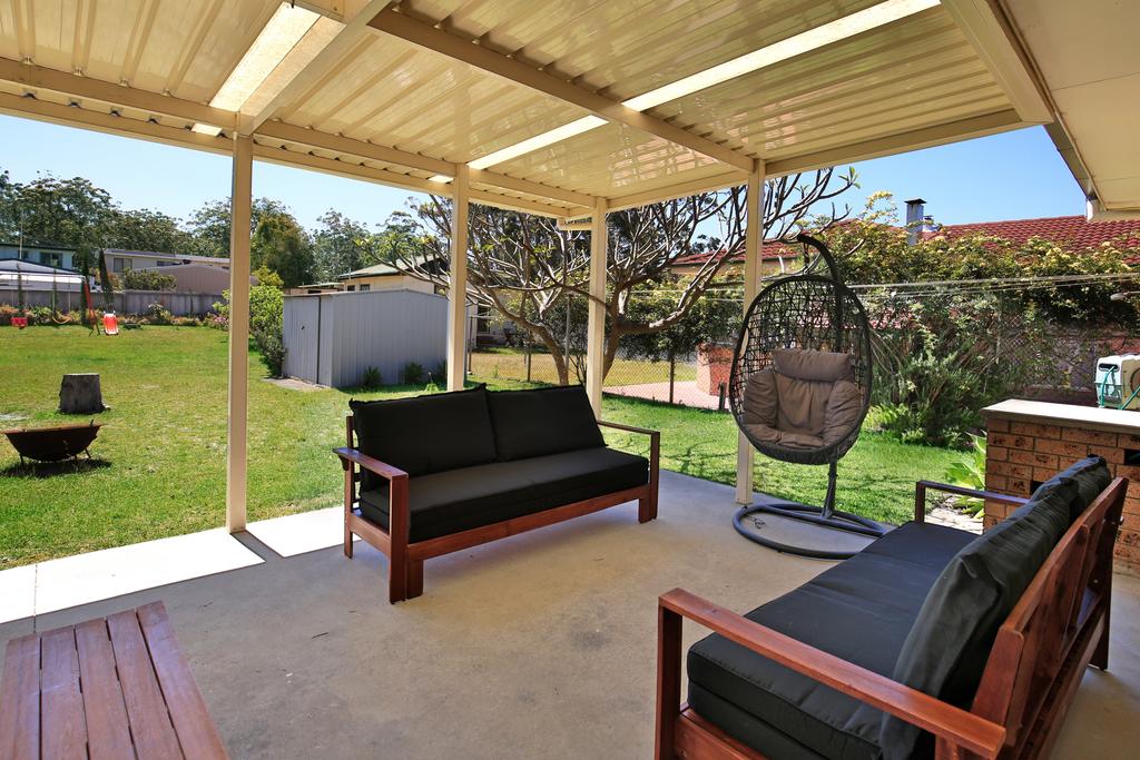 Maria's Beach House - Pet Friendly Myola