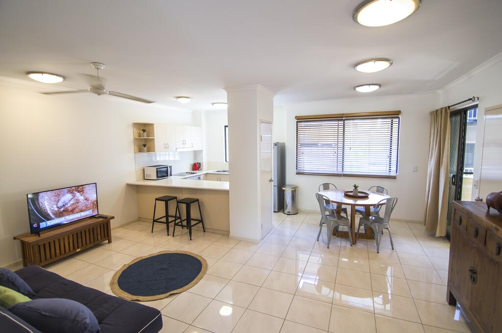 Minnie St 2 Bedroom / 2 Bathroom Apartment Cairns