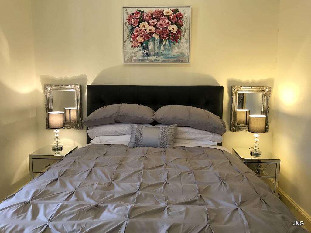 Northeys Apartment Hill End