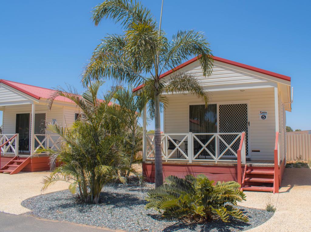 Outback Oasis Caravan Park Carnarvon