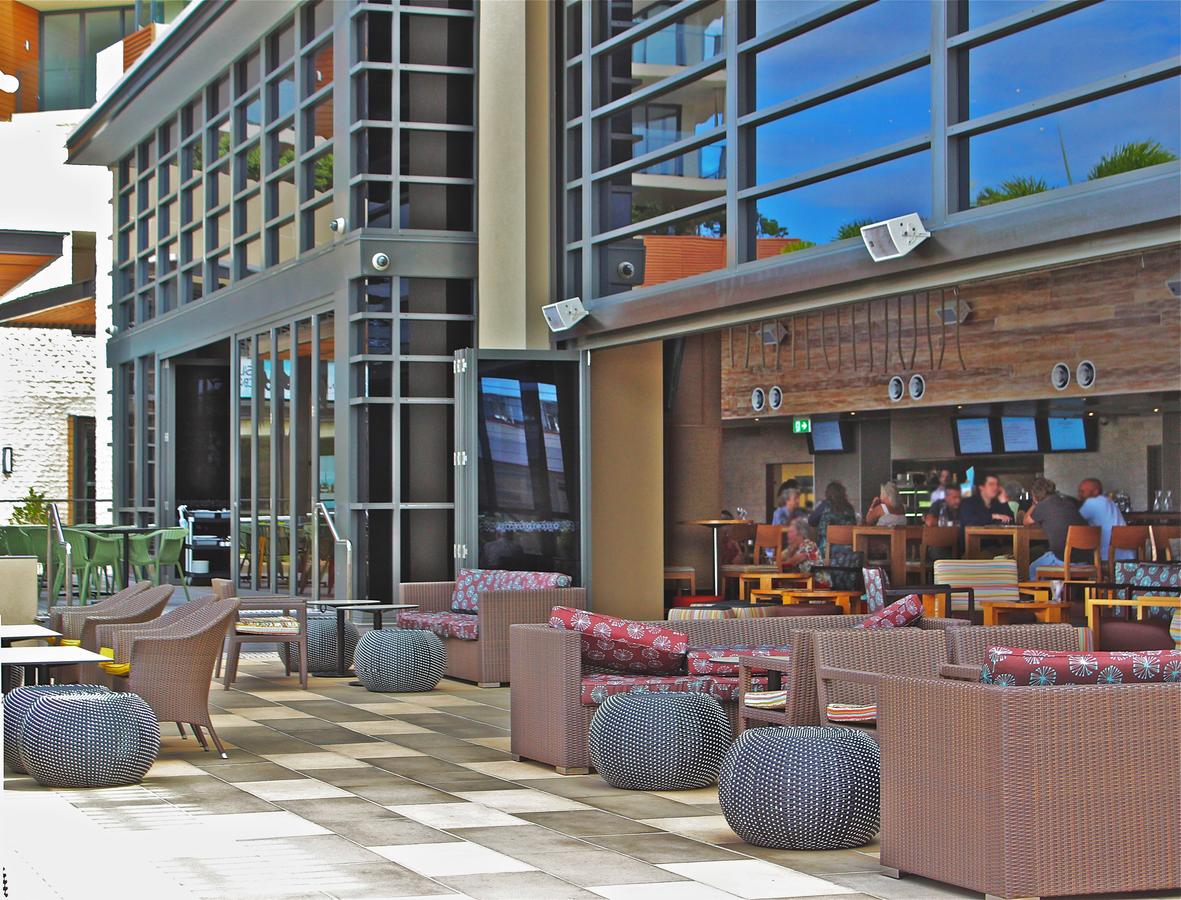 Oaks Mon Komo Redcliffe