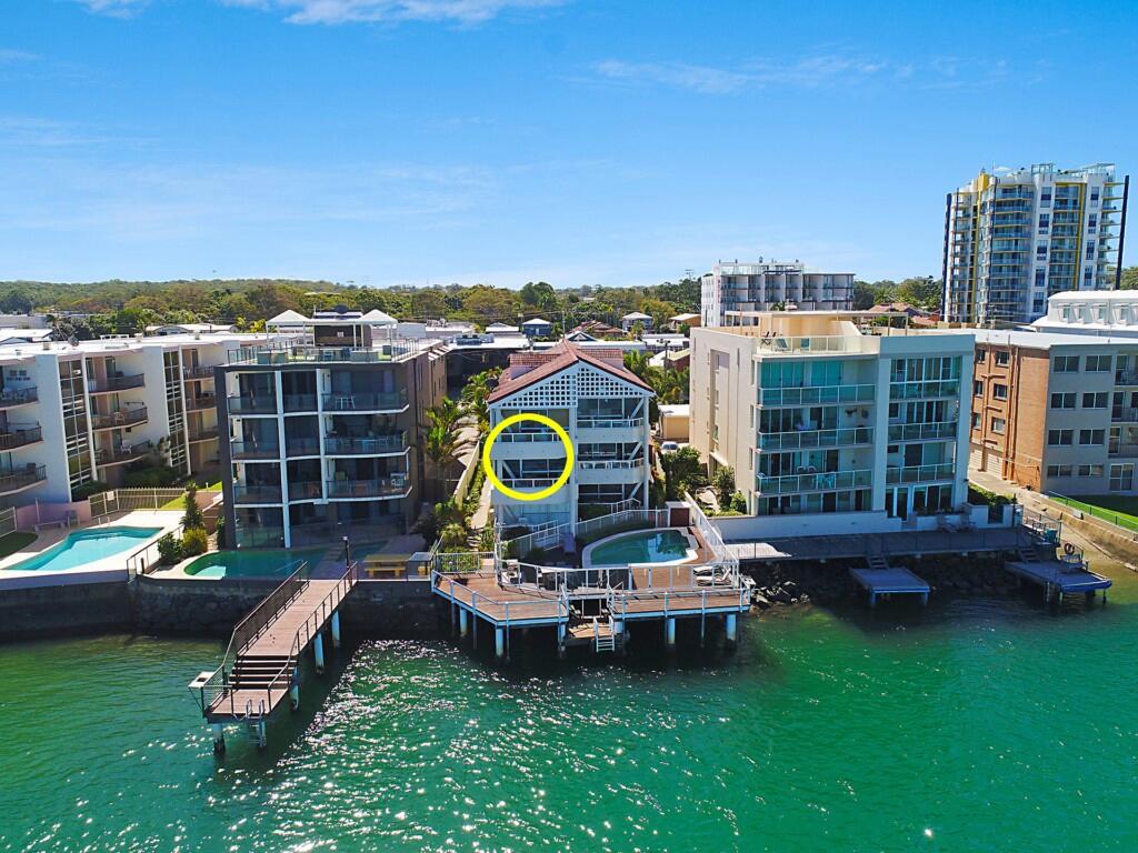 Absolute Waterfront On The Pumicestone Passage Caloundra