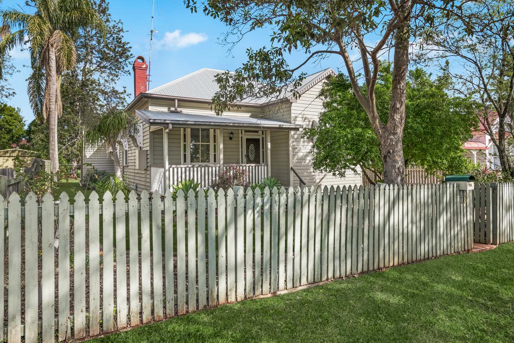 Ambiente Cottage - Pet and Family Friendly Toowoomba