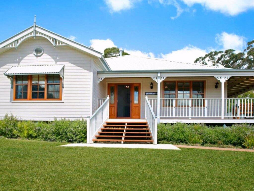 Ballogie Lodge - a quality timeless retreat Bundanoon