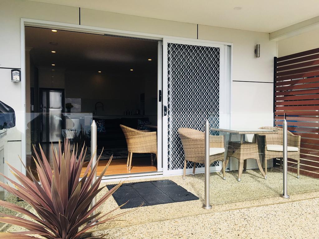Balmoral Apartment Binalong Bay St Helens