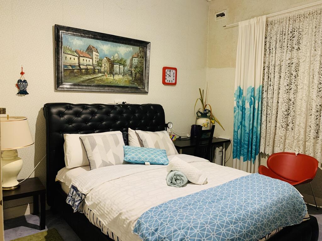 Bawlyn room Balwyn North