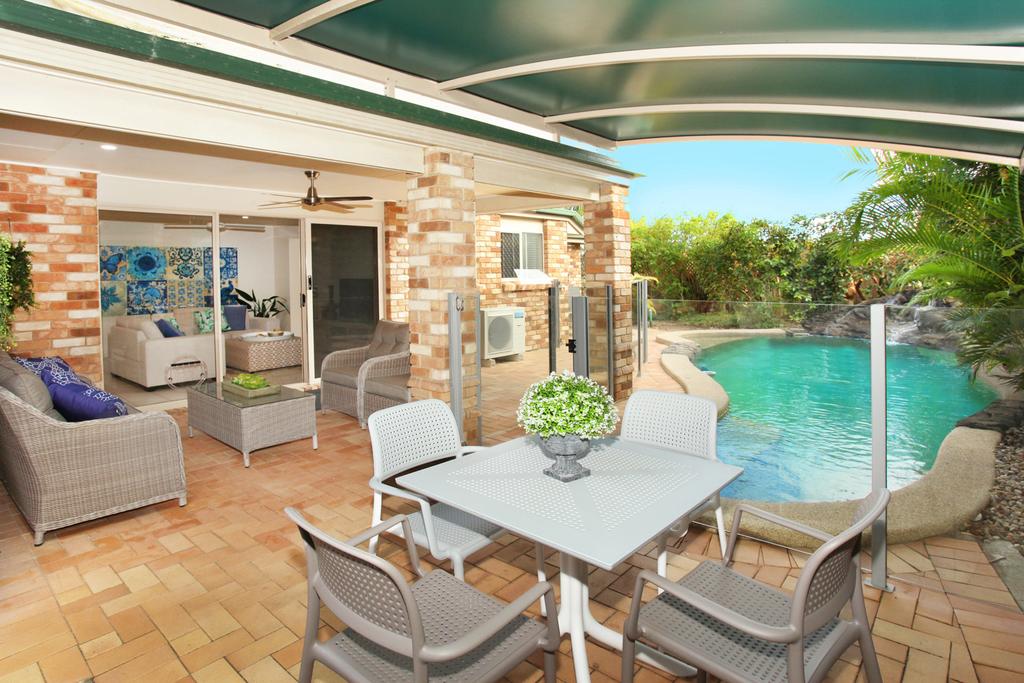 BEACHED  COOLUM Pet Friendly WIFI Linen supplied Coolum Beach