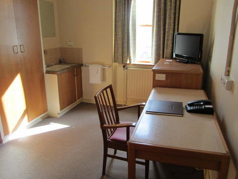 University House - ANU - Food Delivery Shop 44