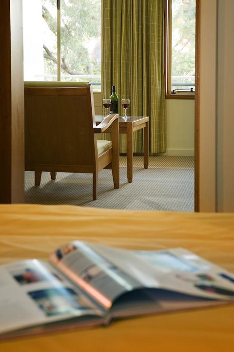 University House - ANU - Food Delivery Shop 12