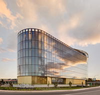 Vibe Hotel Canberra - Food Delivery Shop