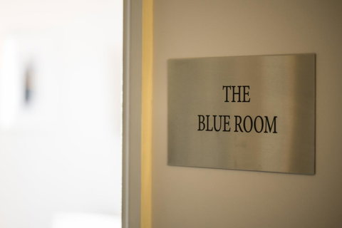 De Russie Boutique Hotel - Food Delivery Shop 7