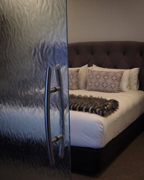 De Russie Boutique Hotel - Food Delivery Shop 34