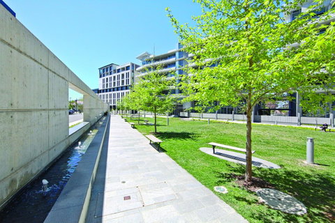 Realm Park 39 Barton ACT - Food Delivery Shop 24