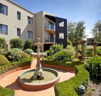 Astra Apartments Canberra - Griffin - Food Delivery Shop