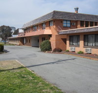 Canberra Lyneham Motor Inn - Food Delivery Shop