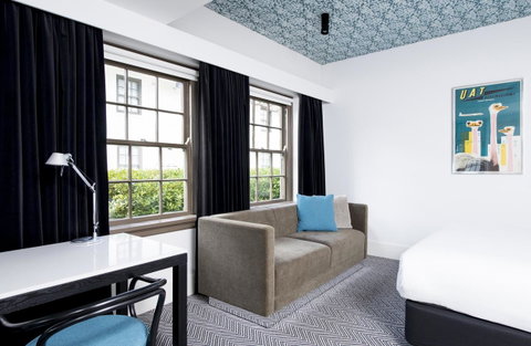 Peppers Gallery Hotel - Food Delivery Shop 24