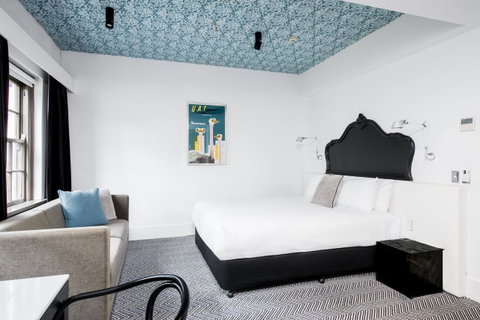 Peppers Gallery Hotel - Food Delivery Shop 32