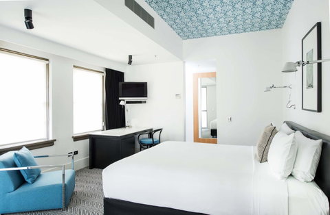 Peppers Gallery Hotel - Food Delivery Shop 15