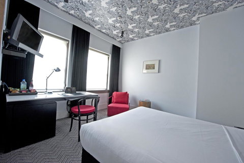 Peppers Gallery Hotel - Food Delivery Shop 2
