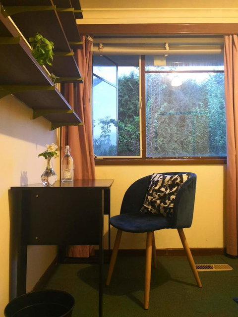 Space And Quiet Safe Room Canberra - Food Delivery Shop 9