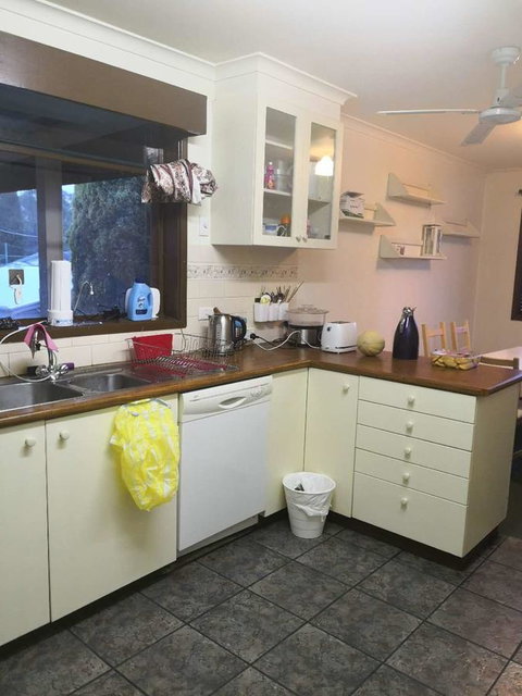 Space And Quiet Safe Room Canberra - Food Delivery Shop 8