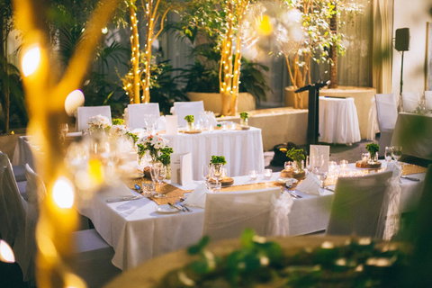 Rydges Canberra - Pet Food Australia 9