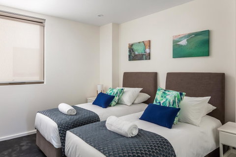 Bluewater Apartments - Food Delivery Shop 12