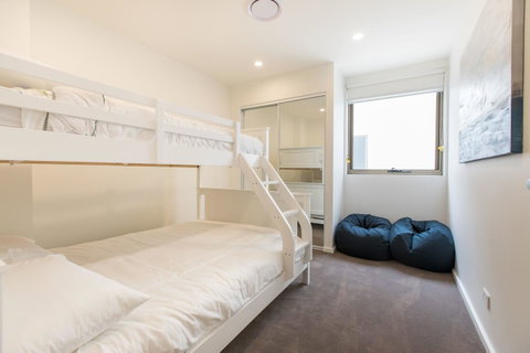 Bluewater Apartments - Food Delivery Shop 31