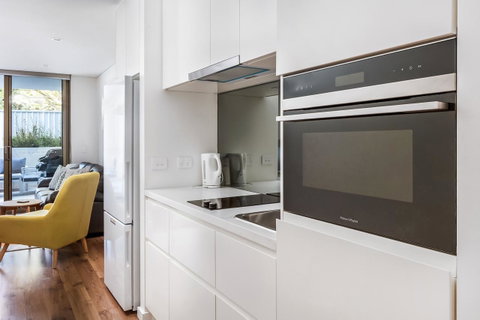 Bluewater Apartments - Food Delivery Shop 15