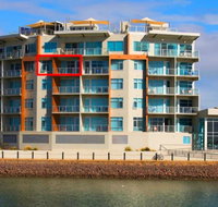 Wallaroo Marina Luxury Apartment - Food Delivery Shop