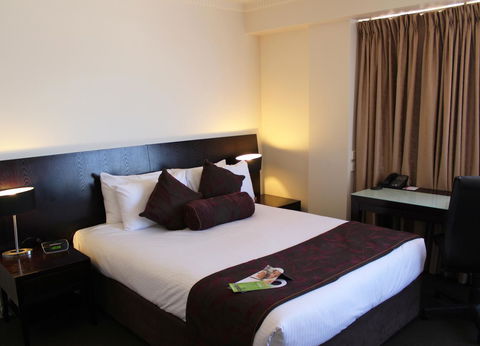 Hotel Grand Chancellor Adelaide - Food Delivery Shop 26