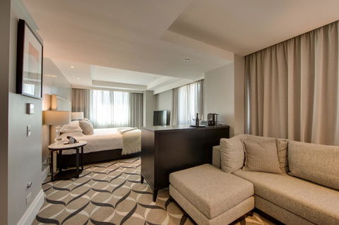 Mayfair Hotel - Food Delivery Shop 5