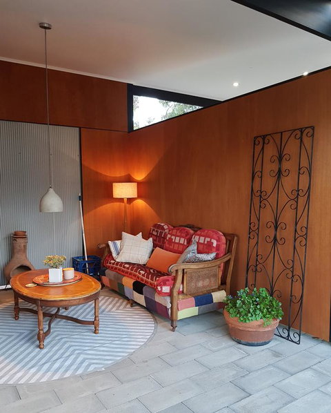 Sinclair Eco House - Pet Food Australia 4