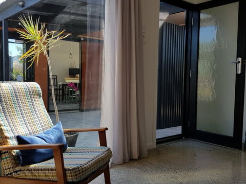 Sinclair Eco House - Pet Food Australia 27