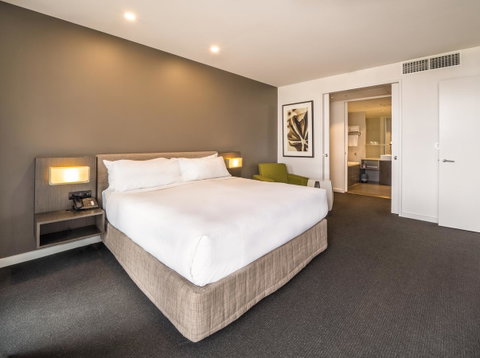 Pullman Adelaide - Food Delivery Shop 7