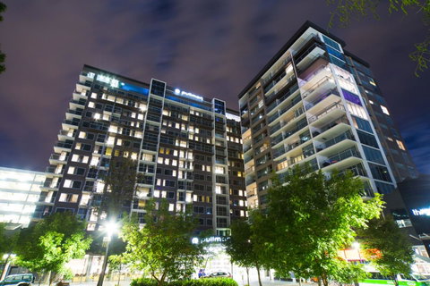 Pullman Adelaide - Food Delivery Shop 3