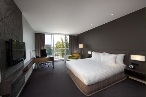 Pullman Adelaide - Food Delivery Shop 23