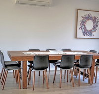 Emu Bay Holiday Homes - Food Delivery Shop