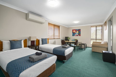Garden City Motor Inn - Food Delivery Shop 32