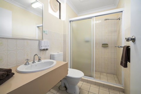 Garden City Motor Inn - Food Delivery Shop 21