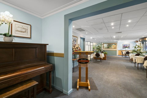 Garden City Motor Inn - Food Delivery Shop 7