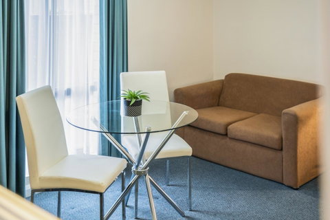 Garden City Motor Inn - Food Delivery Shop 20