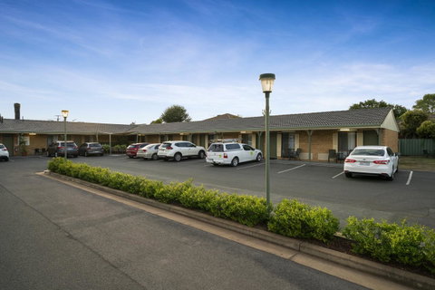 Garden City Motor Inn - Food Delivery Shop 41