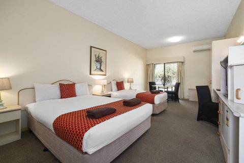 Garden City Motor Inn - Food Delivery Shop 19