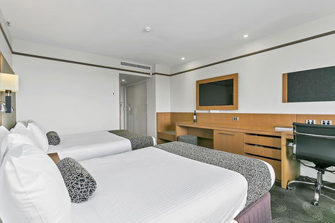 Stamford Plaza Adelaide - Food Delivery Shop 35
