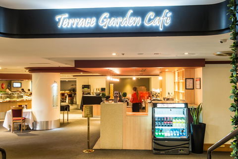 Stamford Plaza Adelaide - Food Delivery Shop 43