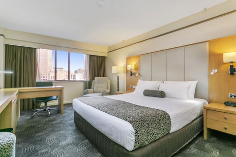 Stamford Plaza Adelaide - Food Delivery Shop 14
