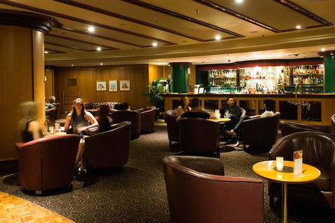 Stamford Plaza Adelaide - Food Delivery Shop 28