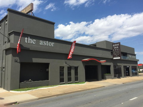 Astor Inn - Food Delivery Shop 3