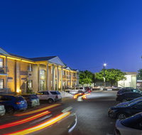 Adelaide Inn - Food Delivery Shop